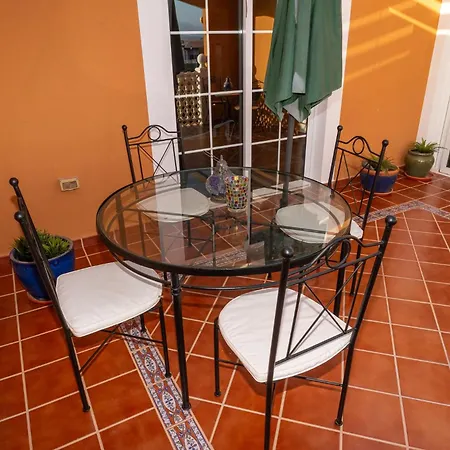 Hole-in-one Apartament